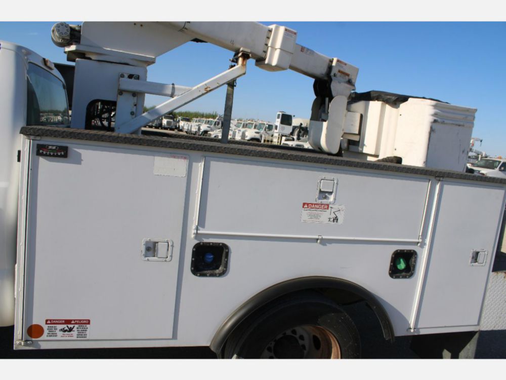 2012 Ford F-550 4x2 Terex LT-40 Bucket Truck