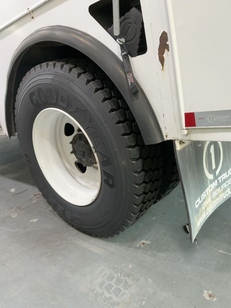 2019 Ford F-750 4x2 Versalift VTP-40-NE Cable Placer