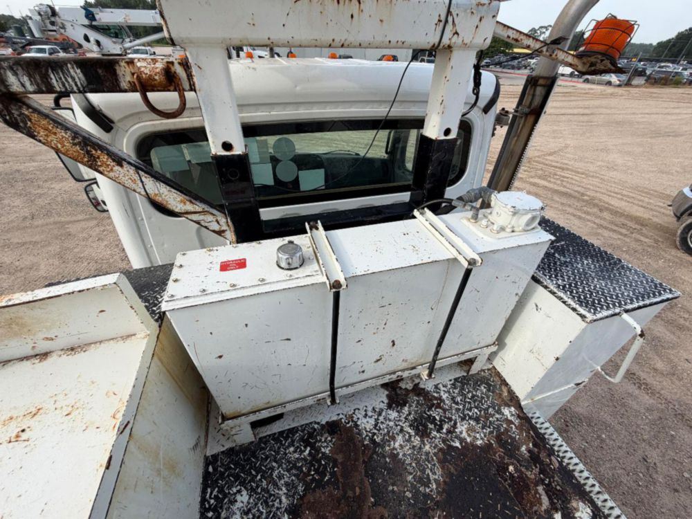 2019 Freightliner M2 4x2 Terex Commander 4047 Digger Derrick Truck