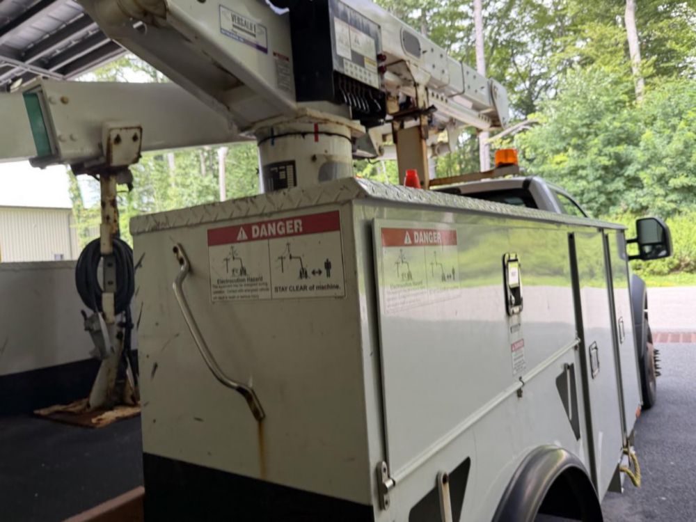 2019 Ford F-550 4x2 Versalift VST-47SI Material Handler Bucket Truck