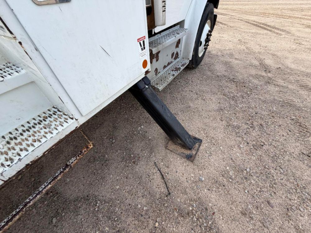 2019 Freightliner M2 4x2 Terex Commander 4047 Digger Derrick Truck