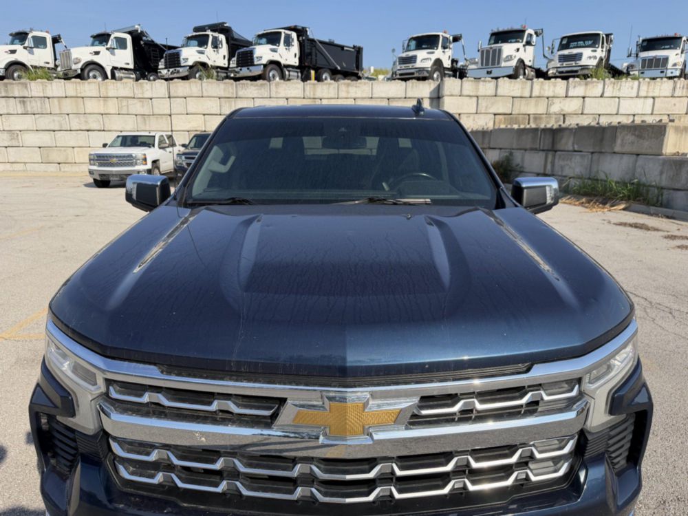 2022 Chevrolet 4 Door 1500 4x4 Pickup Truck