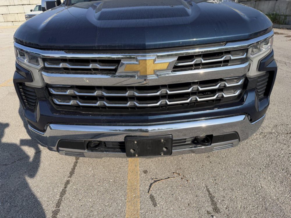 2022 Chevrolet 4 Door 1500 4x4 Pickup Truck