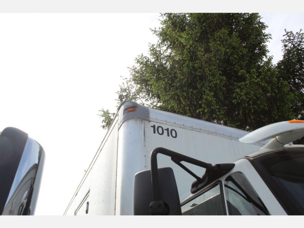 2013 Int'l Diesel 6x4 Automatic Box Truck
