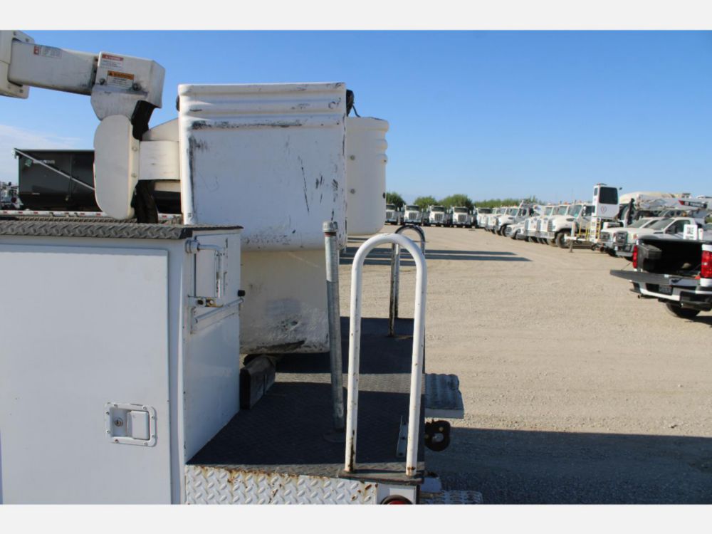 2012 Ford F-550 4x2 Terex LT-40 Bucket Truck