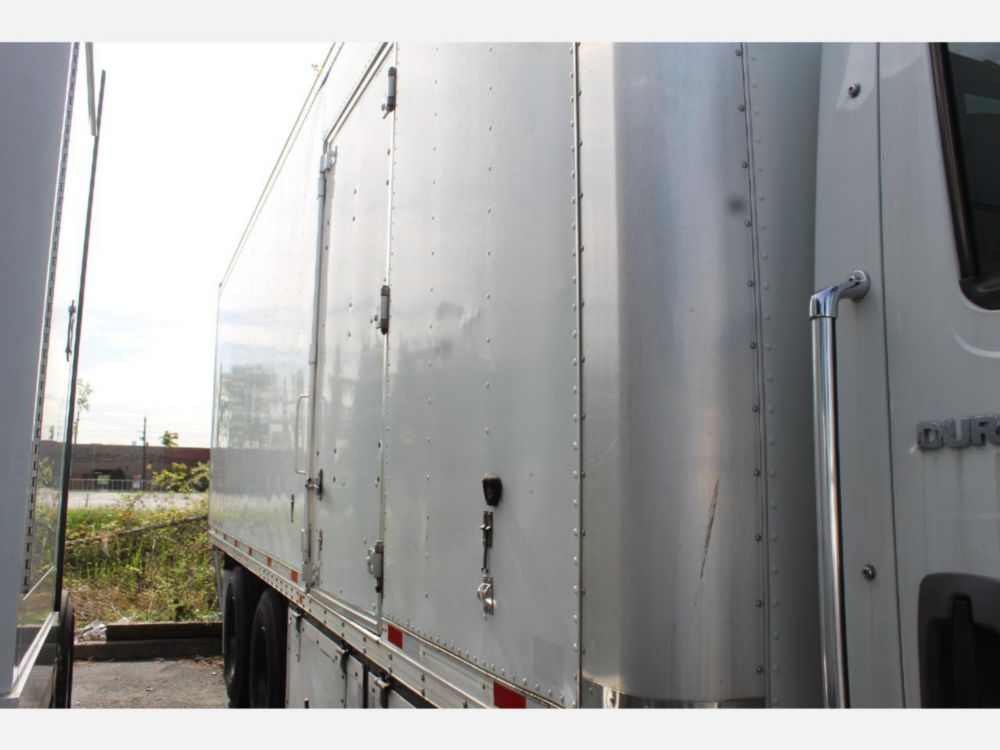 2013 Int'l Diesel 6x4 Automatic Box Truck