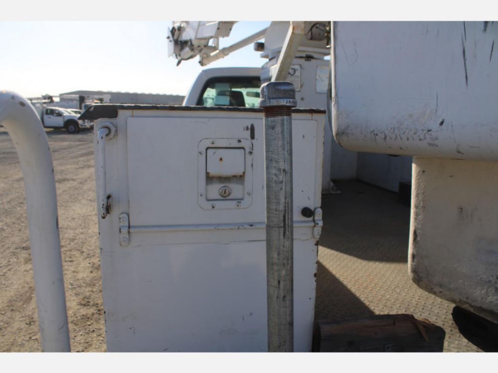 2012 Ford F-550 4x2 Terex LT-40 Bucket Truck