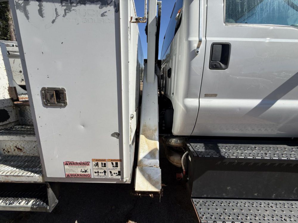2019 Ford F-750 4x2 Versalift VO-455-MHI Bucket Truck