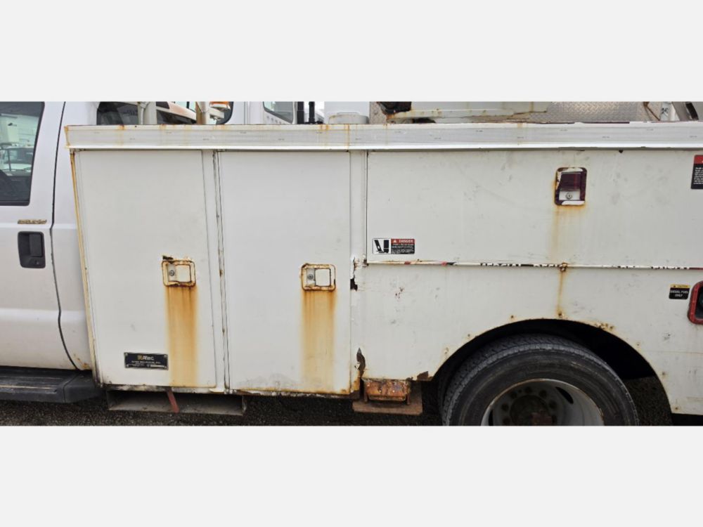 2008 Ford F-550 4x2 ALTEC L-37MR Material Handler Bucket Truck