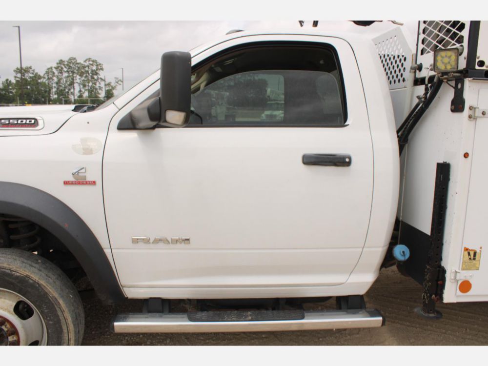 2019 Dodge Ram 5500 4x4 IMT DOM1SIII + 7500 Service Truck