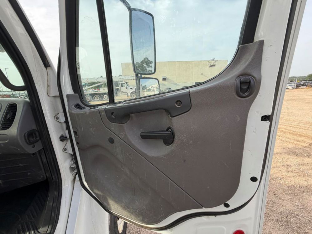 2019 Freightliner M2 4x2 Terex Commander 4047 Digger Derrick Truck