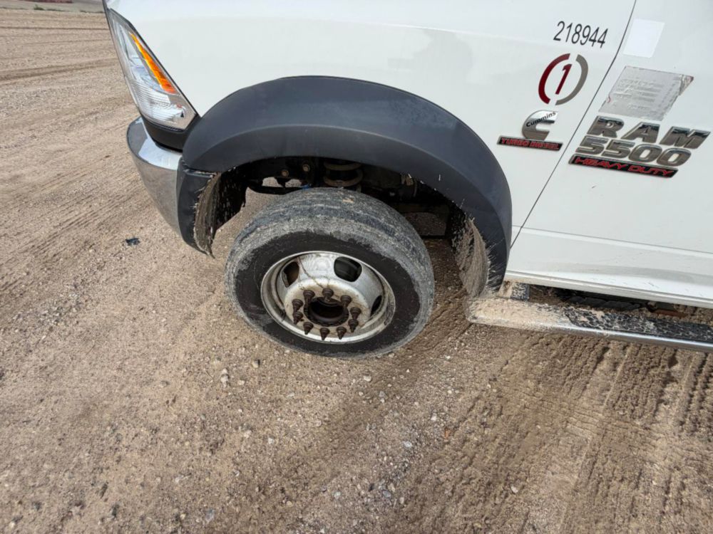 2017 Dodge Ram 5500 4x4 Terex LT-40 Bucket Truck