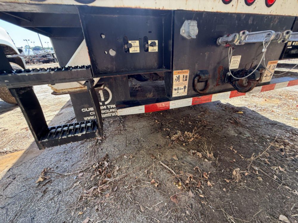 2019 Ford F-750 4x2 Versalift VO-455-MHI Bucket Truck
