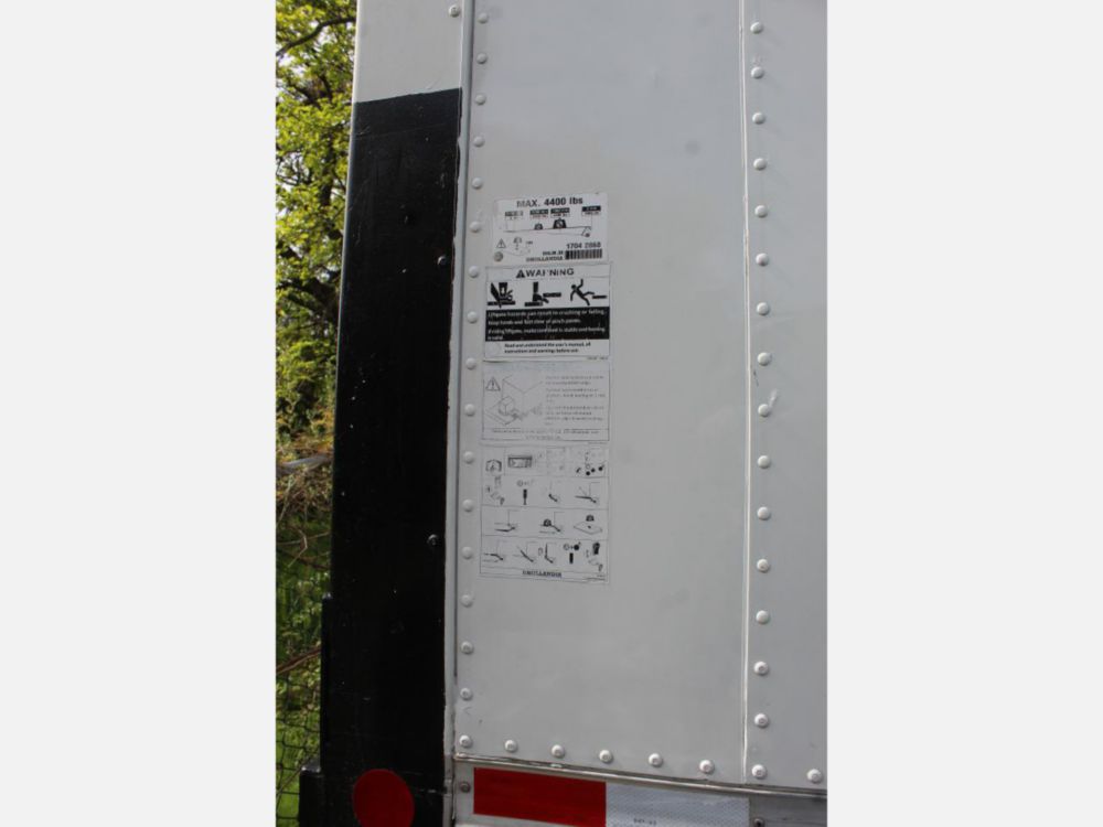 2013 Int'l Diesel 6x4 Automatic Box Truck