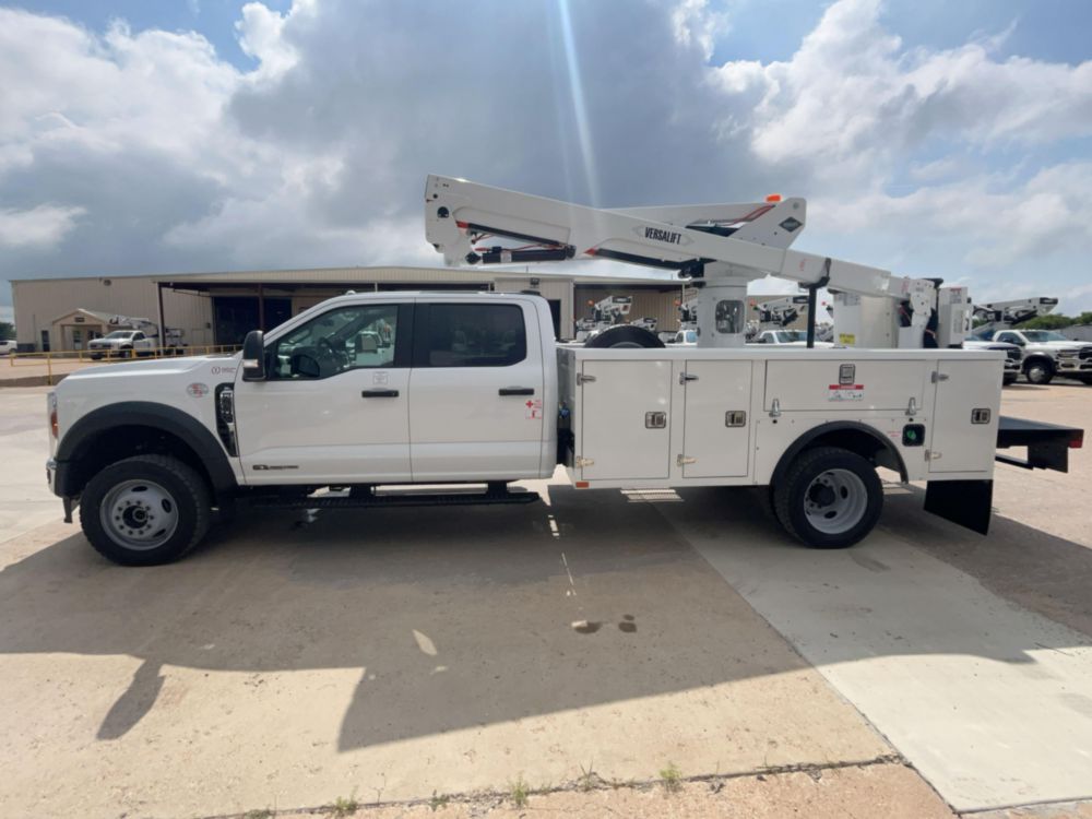 2026 Ford F550 4x4 Versalift SST-40-EIH Bucket Truck