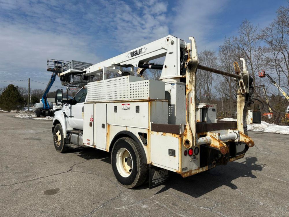  2019 Ford F-750 Diesel 4x2 Versalift VTP-40-NE Cable Placer