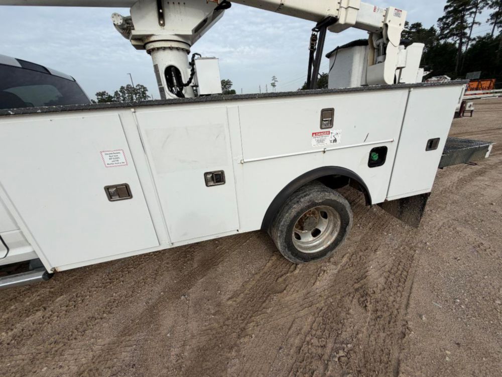 2017 Dodge Ram 5500 4x4 Terex LT-40 Bucket Truck