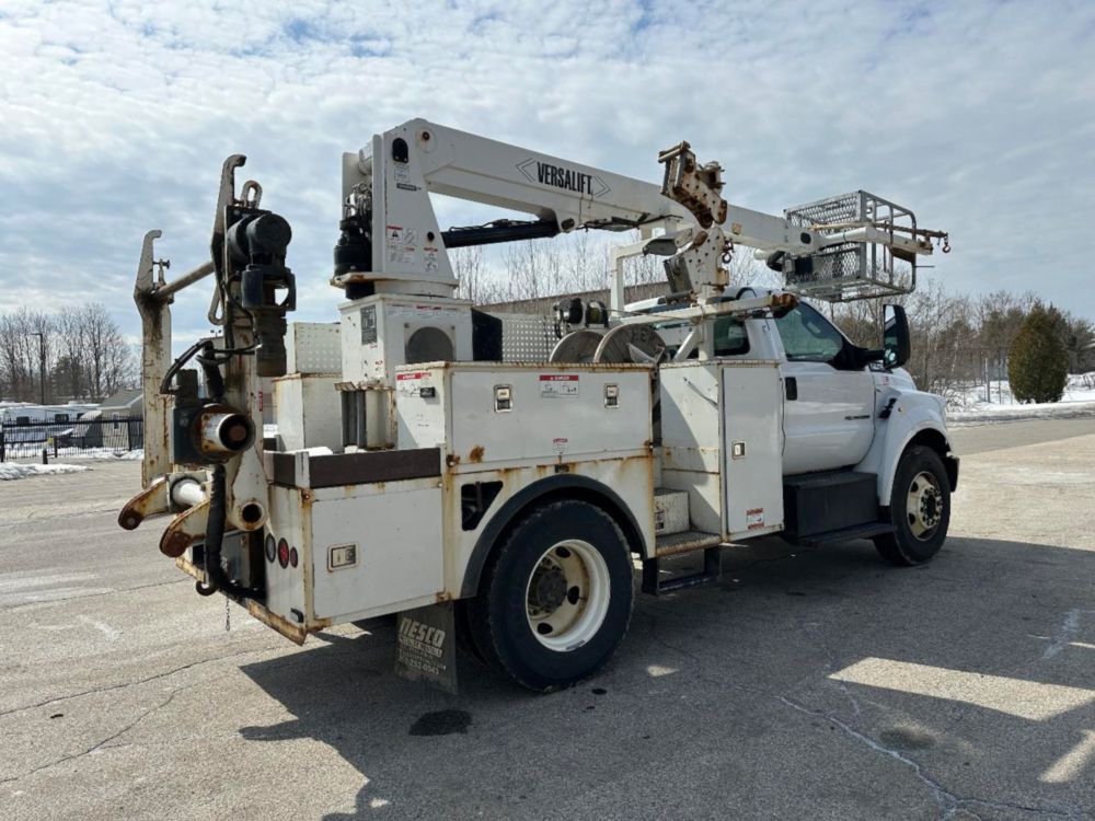  2019 Ford F-750 Diesel 4x2 Versalift VTP-40-NE Cable Placer