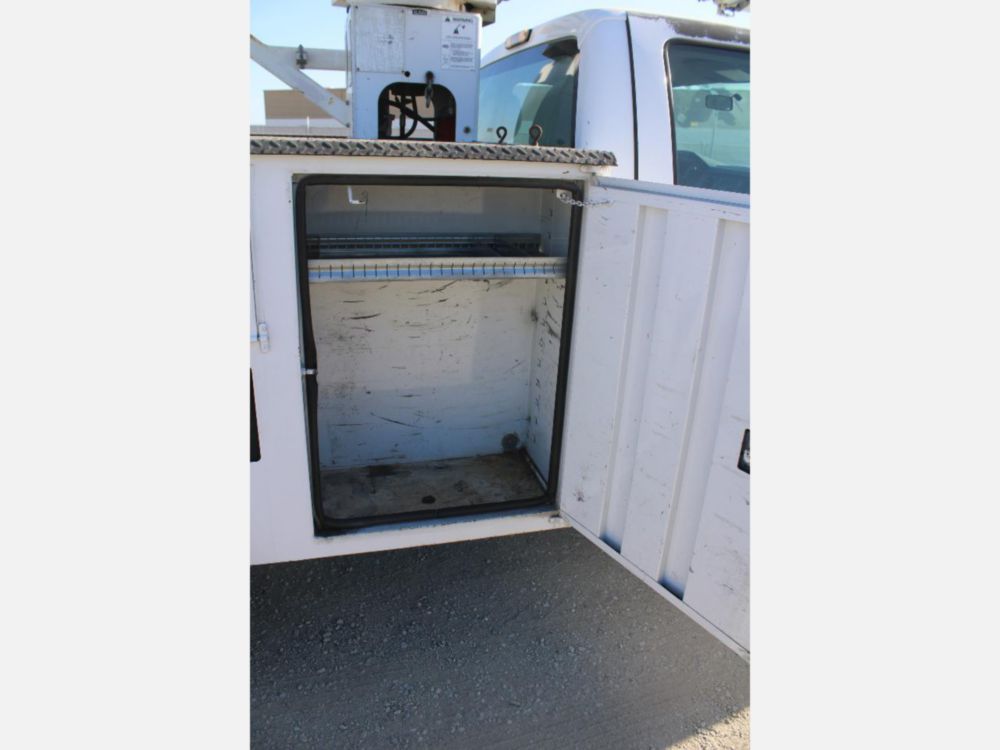 2012 Ford F-550 4x2 Terex LT-40 Bucket Truck