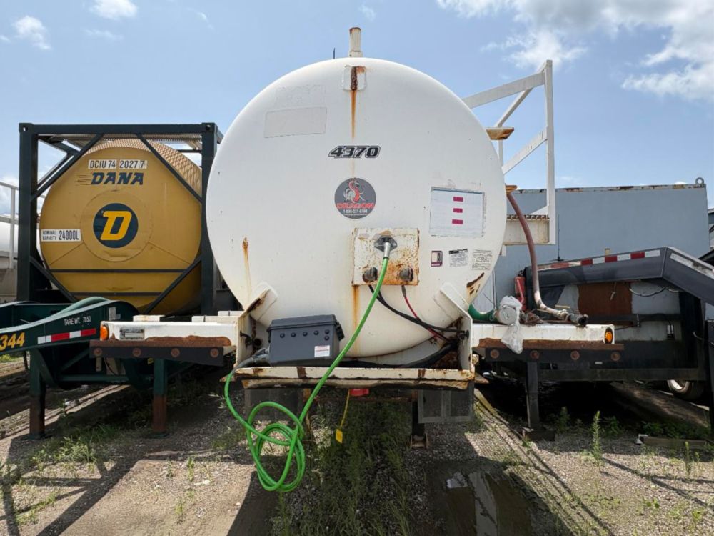 2012 Dragon 130 BBL Vacuum Trailer