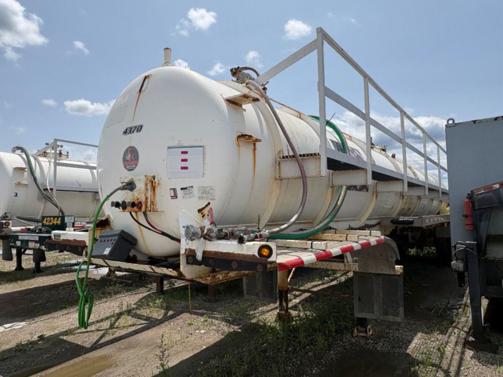 2012 Dragon 130 BBL Vacuum Trailer