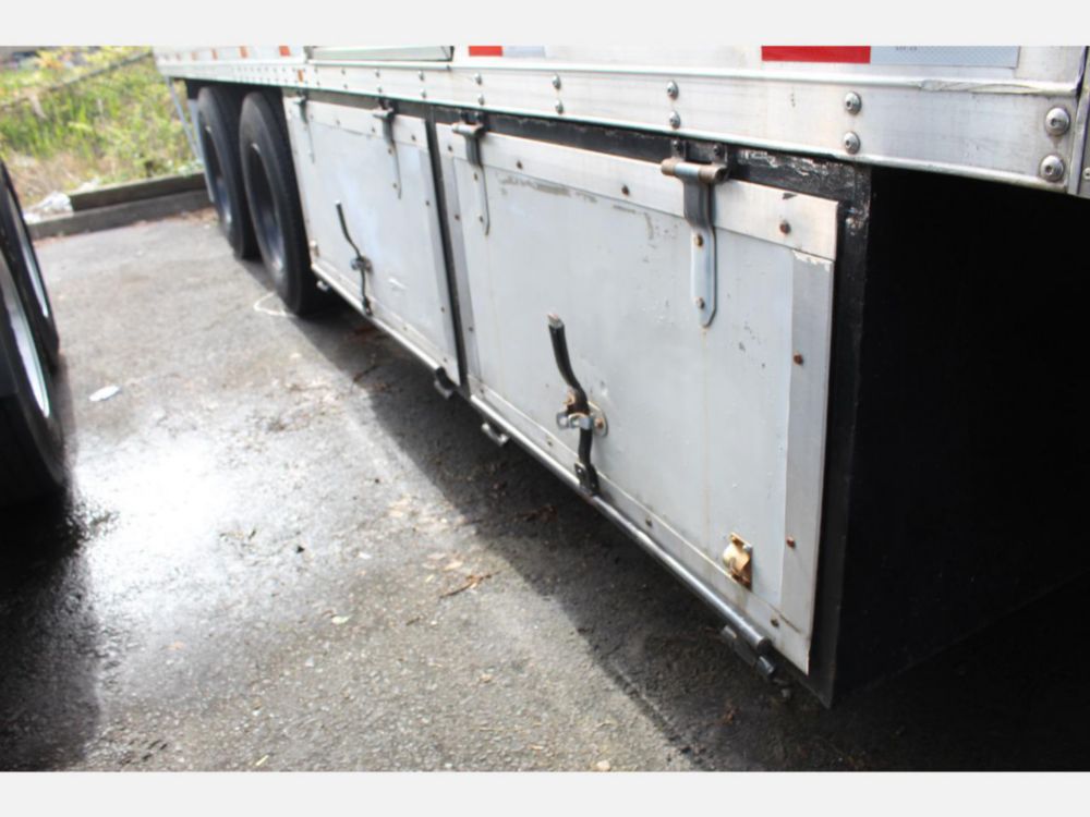 2013 Int'l Diesel 6x4 Automatic Box Truck