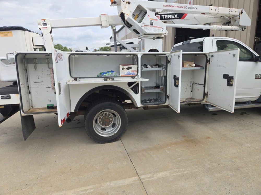 2015 Dodge Ram, 5500 4x4 Terex LT-40 Bucket Truck