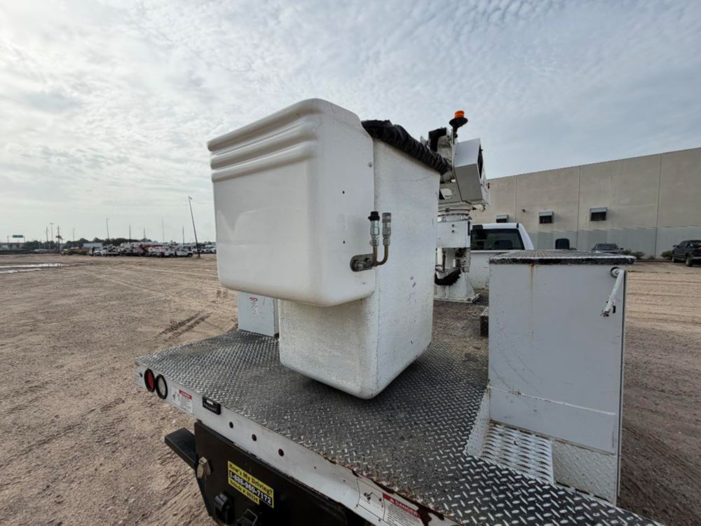 2017 Dodge Ram 5500 4x4 Terex LT-40 Bucket Truck