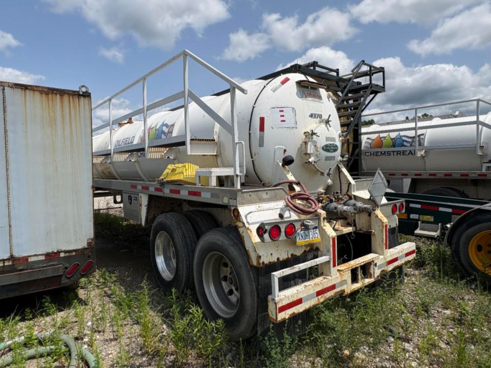 2012 Dragon 130 BBL Vacuum Trailer