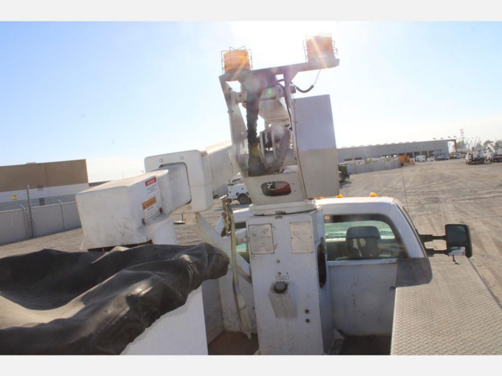 2012 Ford F-550 4x2 Terex LT-40 Bucket Truck