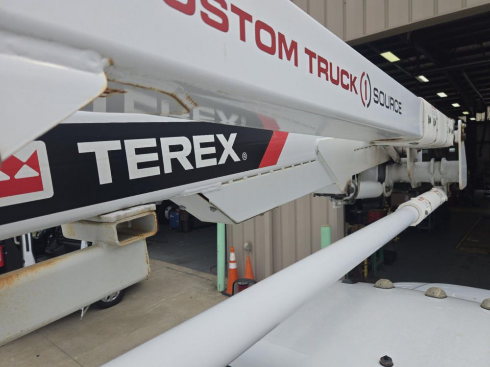 2015 Dodge Ram, 5500 4x4 Terex LT-40 Bucket Truck