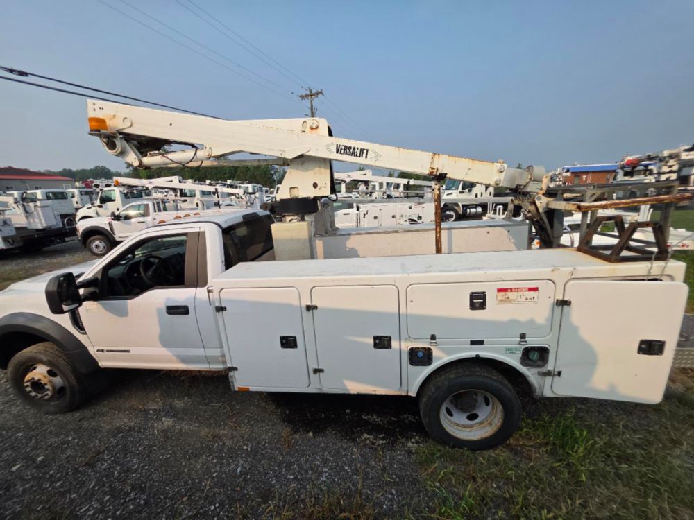 2017 Ford F-550 4x2 Versalift STP-36-NE Cable Placer Truck