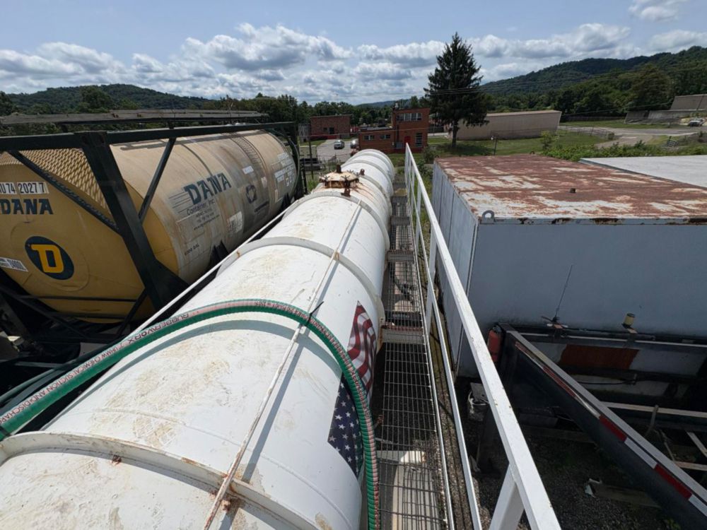 2012 Dragon 130 BBL Vacuum Trailer
