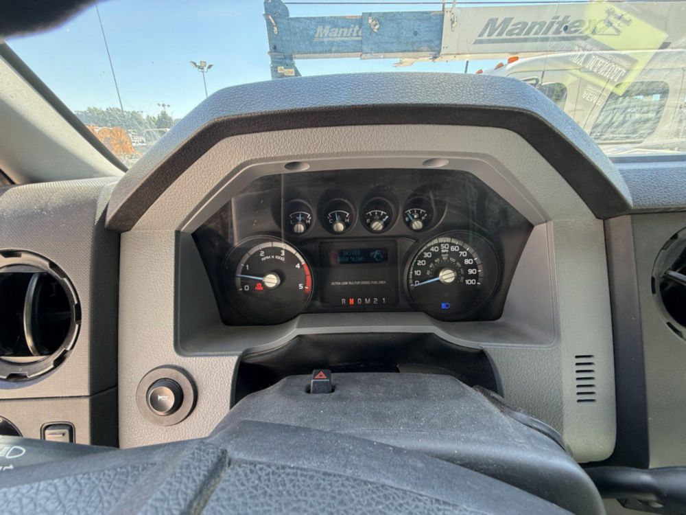 2019 Ford F-750 4x2 Versalift VO-455-MHI Bucket Truck