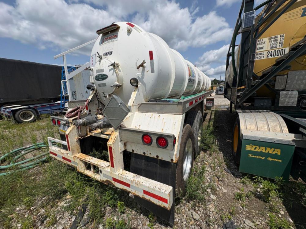 2012 Dragon 130 BBL Vacuum Trailer