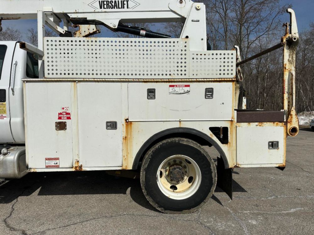  2019 Ford F-750 Diesel 4x2 Versalift VTP-40-NE Cable Placer