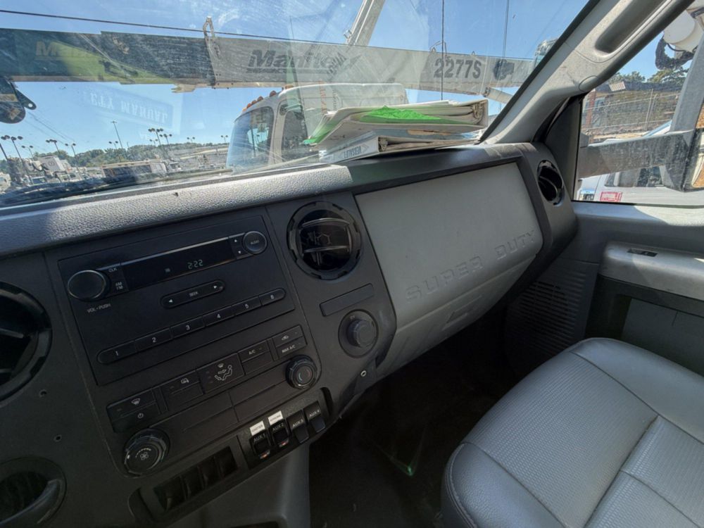 2019 Ford F-750 4x2 Versalift VO-455-MHI Bucket Truck