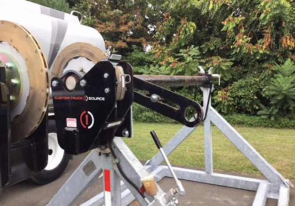 30,000 lbs 120 in Diameter x 85 in Width Hydraulic Brake Stationary Reel Stand