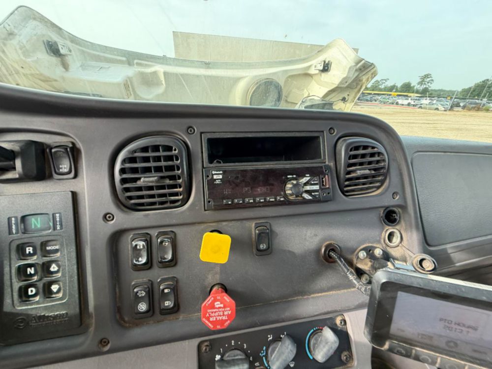 2019 Freightliner M2 4x2 Terex Commander 4047 Digger Derrick Truck