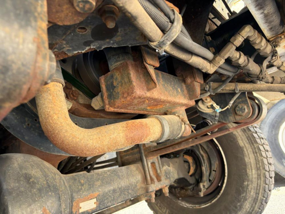 2011 Digger Derrick