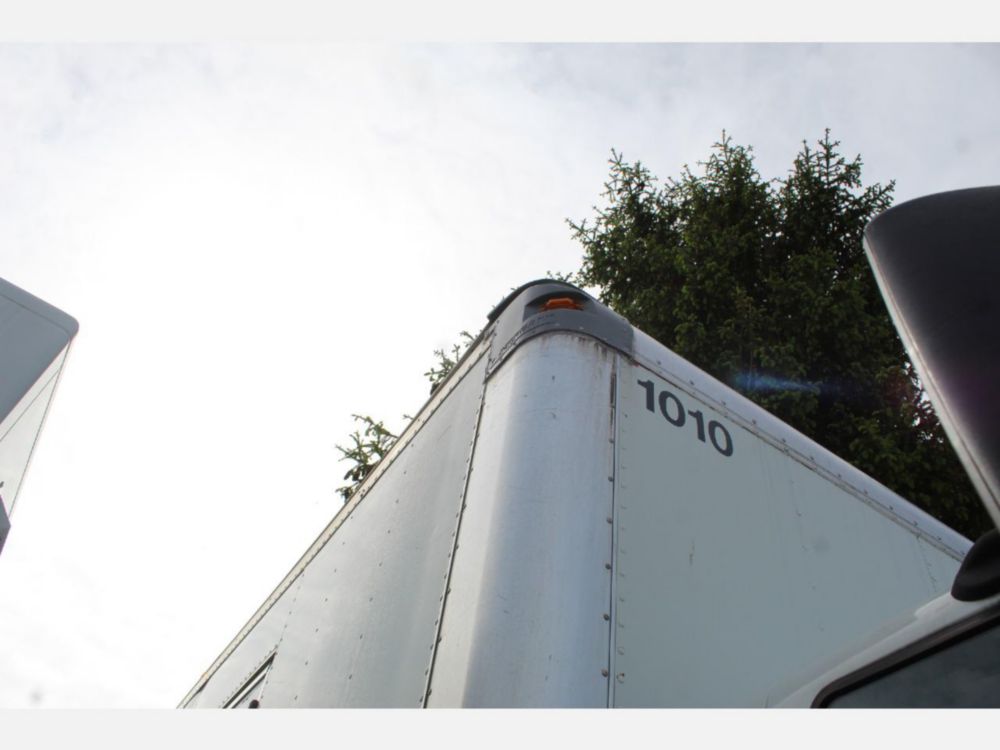 2013 Int'l Diesel 6x4 Automatic Box Truck
