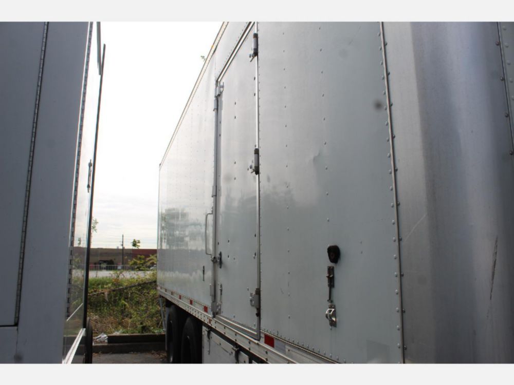 2013 Int'l Diesel 6x4 Automatic Box Truck