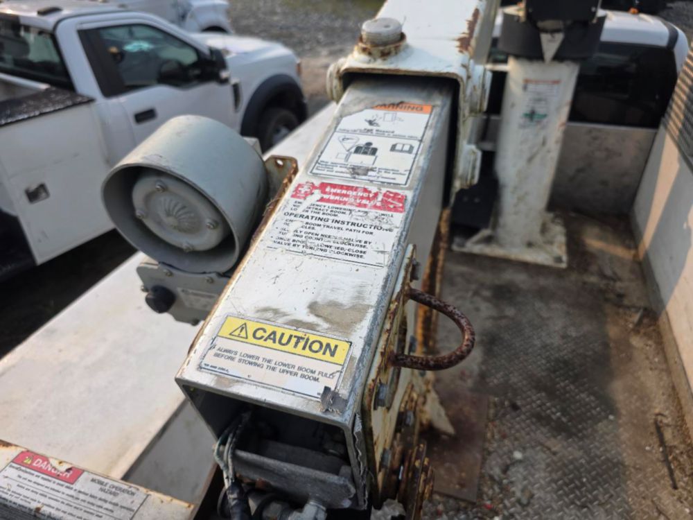 2017 Ford F-550 4x2 Versalift STP-36-NE Cable Placer Truck