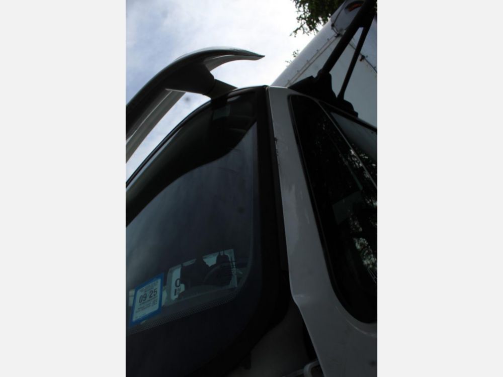 2013 Int'l Diesel 6x4 Automatic Box Truck