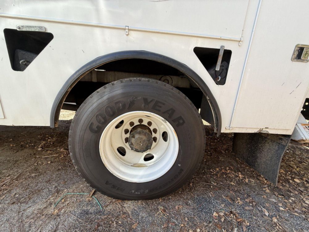 2019 Ford F-750 4x2 Versalift VO-455-MHI Bucket Truck