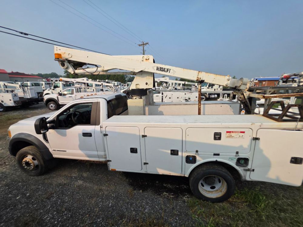 2017 Ford F-550 4x2 Versalift STP-36-NE Cable Placer Truck