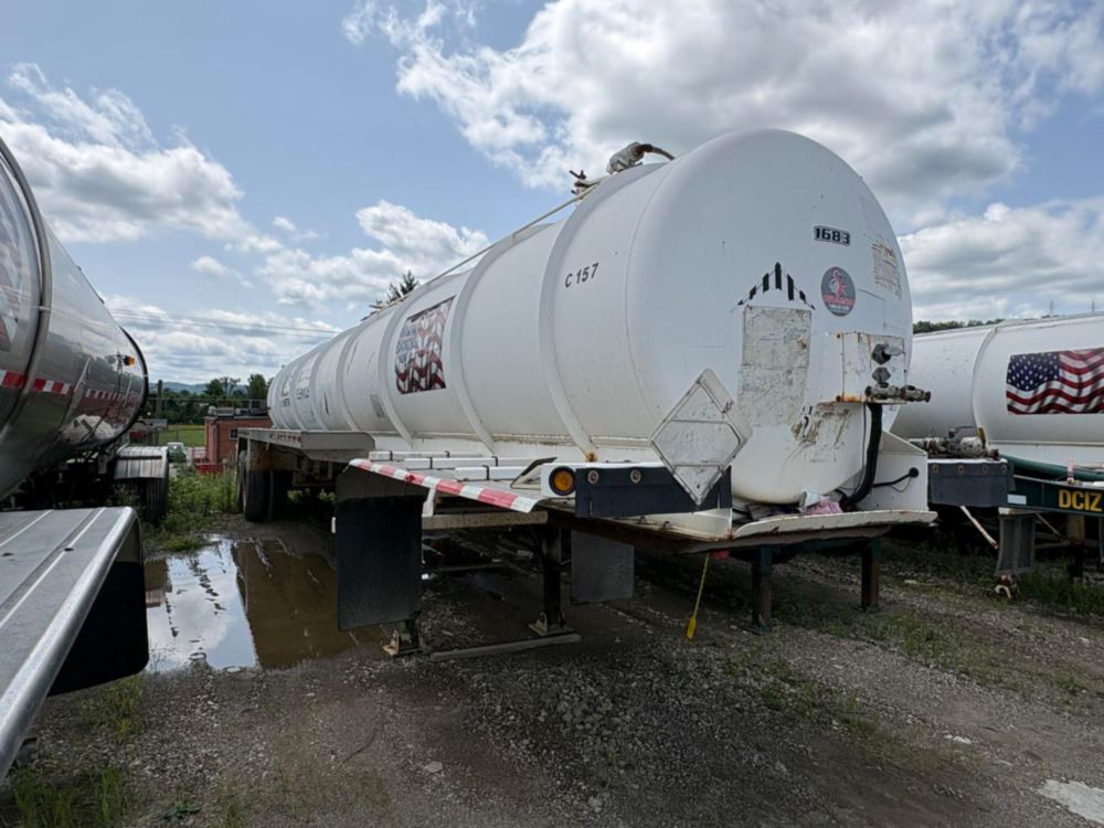 2012 Dragon 130 BBL Vacuum Trailer