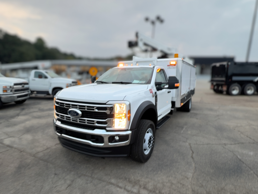2025 Ford F600 4x4 Versalift SST-40-NE Bucket Truck