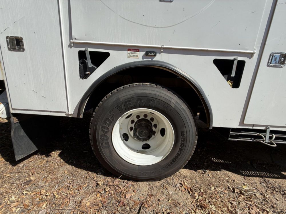 2019 Ford F-750 4x2 Versalift VO-455-MHI Bucket Truck
