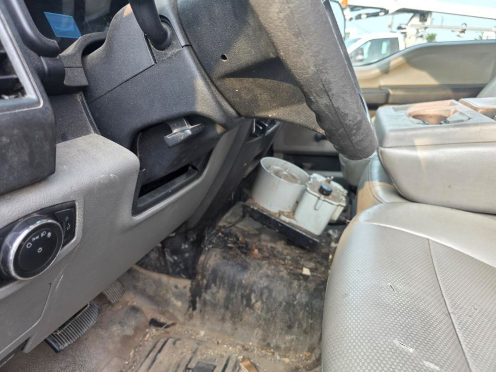 2017 Ford F-550 4x2 Versalift STP-36-NE Cable Placer Truck